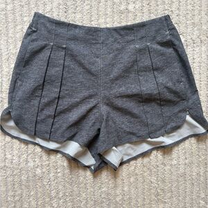 Lululemon Athletica Go Endeavour Shorts, Grey Mix, Size 4 XS